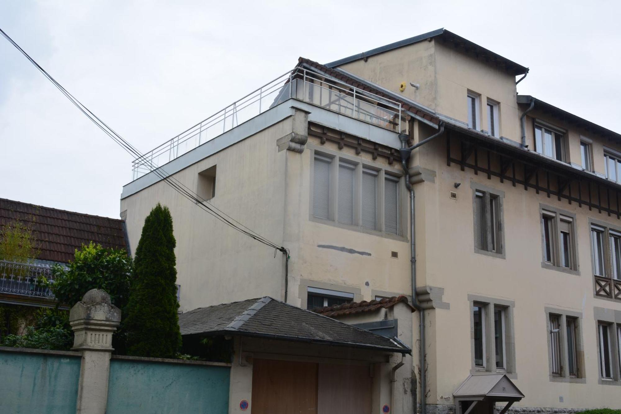 Appartement-Terrasse Parking Prive Meuble De Tourisme 4 Etoiles Belfort Luaran gambar